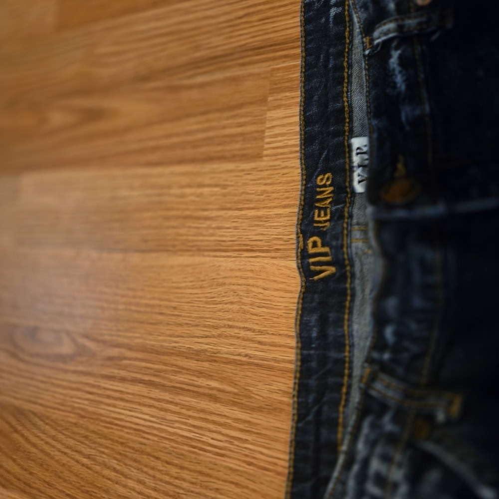 VIP Jeans Distressed Denim Shorts - Picture 4 of 5